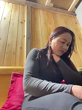 Snapshot of phungtiti chatting on March 21, 2026, 11:52 pm phungtiti online show from March 21, 2026, 11:52 pm