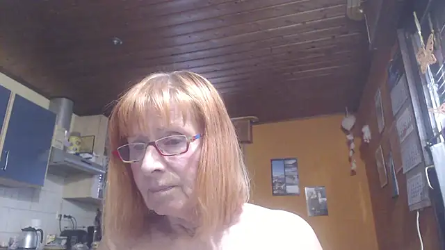 SexySilvie online show from June 24, 2026, 11:09 am