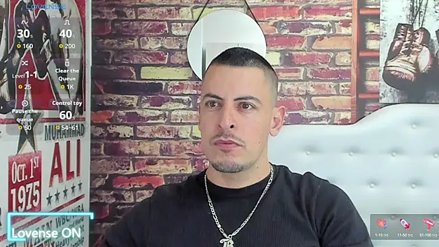 Snapshot of scotty_musicc chatting on September 12, 2025, 10:10 pm scotty musicc online show from September 12, 2025, 10:10 pm