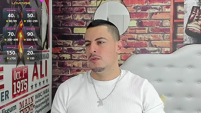 Snapshot of scotty_musicc chatting on September 19, 2025, 1:07 am scotty musicc online show from September 19, 2025, 1:07 am