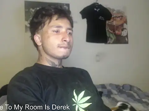 Snapshot of derek_devil24 chatting on May 23, 2026, 7:13 am derek devil24 online show from May 23, 2026, 7:13 am