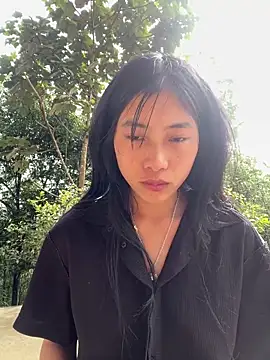 Snapshot of EmLy02 chatting on February 21, 2026, 2:56 am EmLy02 online show from February 21, 2026, 2:56 am