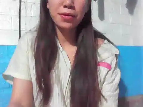 Snapshot of fanchunn chatting on October 11, 2025, 12:15 pm fanchunn online show from October 11, 2025, 12:15 pm