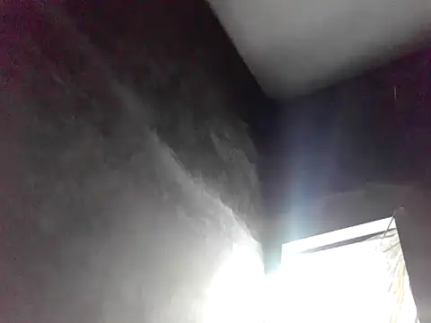 fanchunn online show from December 15, 2025, 1:37 pm