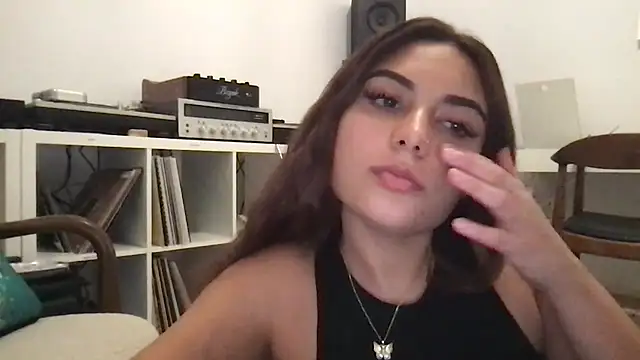 only1miasahalal online show from September 27, 2025, 7:02 am