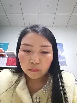 lingling5200 online show from February 28, 2026, 7:42 am
