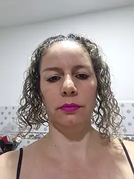 Snapshot of Nina_vallon chatting on September 20, 2025, 10:38 am Nina vallon online show from September 20, 2025, 10:38 am