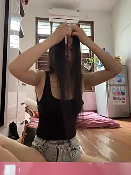 Snapshot of Miumieu chatting on September 21, 2025, 4:25 am Miumieu online show from September 21, 2025, 4:25 am