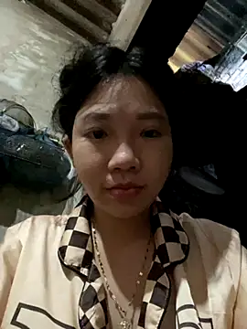 Snapshot of Miumieu chatting on October 2, 2025, 1:12 am Miumieu online show from October 2, 2025, 1:12 am