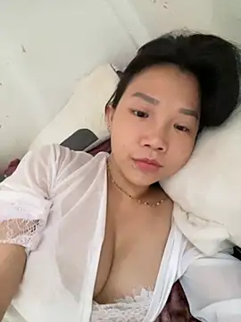 Snapshot of Miumieu chatting on October 10, 2025, 6:01 am Miumieu online show from October 10, 2025, 6:01 am