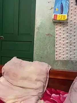 qinejr37 online show from October 20, 2025, 1:00 pm