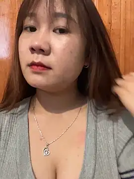 qinejr37 online show from December 20, 2025, 2:07 am