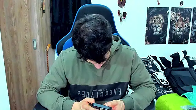 javiersexymann online show from December 9, 2024, 11:13 pm