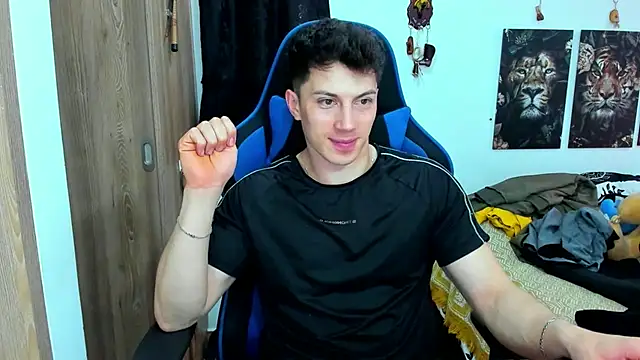 javiersexymann online show from January 3, 2025, 5:42 pm