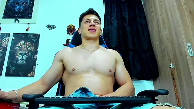 javiersexymann online show from March 18, 2025, 5:41 am