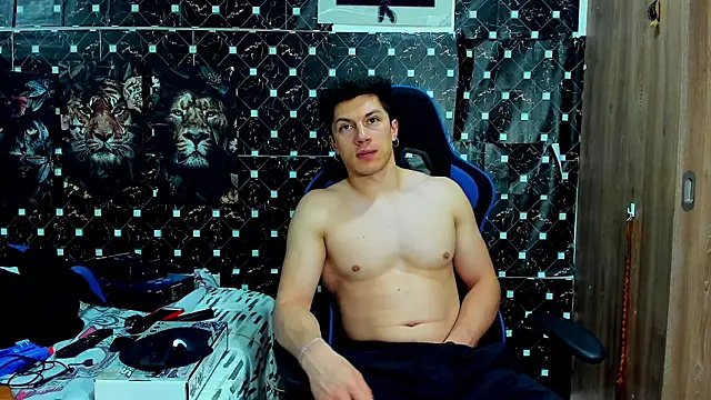 Snapshot of javiersexymann chatting on March 10, 2026, 12:26 am javiersexymann online show from March 10, 2026, 12:26 am