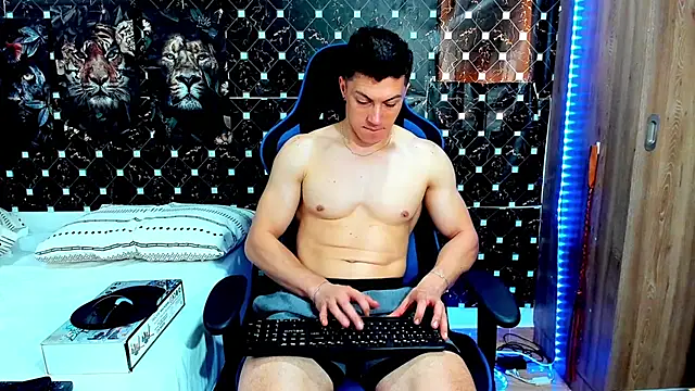 javiersexymann online show from July 22, 2026, 6:54 pm