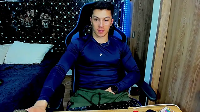 javiersexymann online show from July 27, 2026, 12:06 am