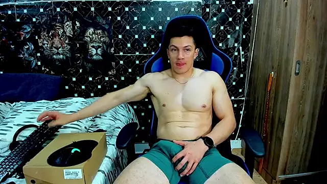 javiersexymann online show from July 31, 2026, 6:57 am