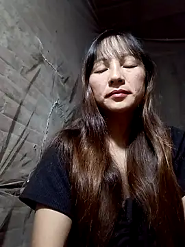 Mini3333 online show from November 17, 2025, 4:46 pm