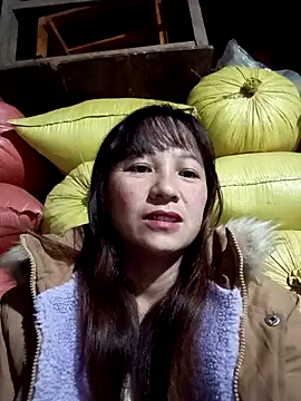 Mini3333 online show from November 23, 2025, 10:20 pm