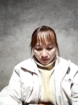 Mini3333 online show from February 9, 2026, 1:20 am