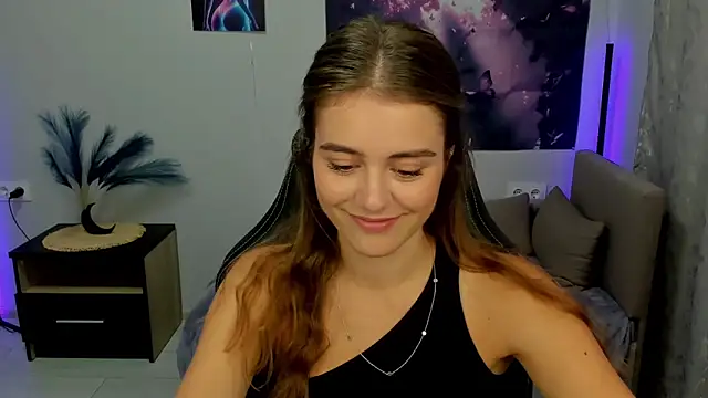 TracySpark online show from September 22, 2025, 7:21 am