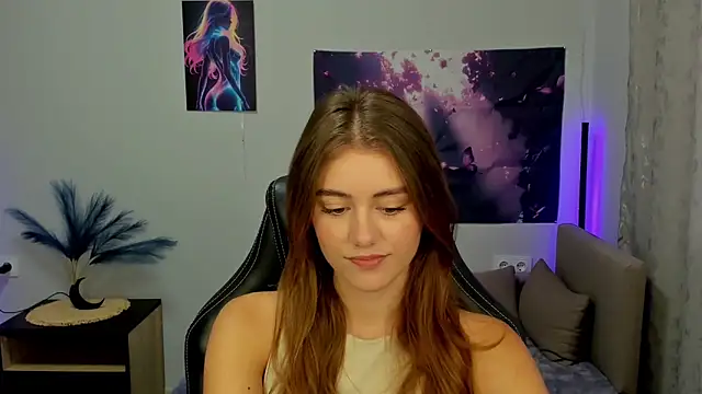 TracySpark online show from September 24, 2025, 6:50 am