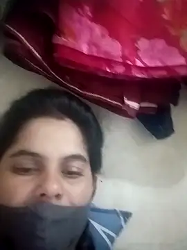 JULEE-740 online show from November 3, 2025, 3:24 pm