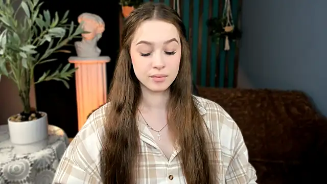 ArielSykes online show from May 6, 2026, 6:46 pm