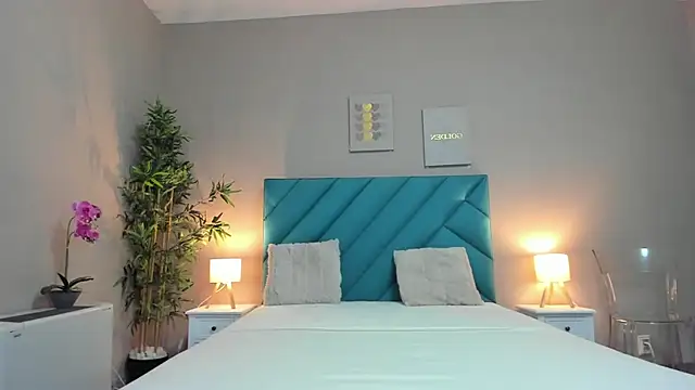 HaileyVice online show from October 9, 2025, 6:00 am