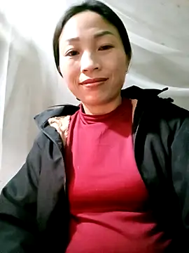 Snapshot of lucybaby00 chatting on February 11, 2026, 2:44 pm lucybaby00 online show from February 11, 2026, 2:44 pm