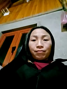 Snapshot of lucybaby00 chatting on February 13, 2026, 11:39 am lucybaby00 online show from February 13, 2026, 11:39 am