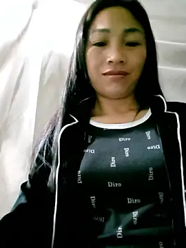 Snapshot of lucybaby00 chatting on February 24, 2026, 11:25 pm lucybaby00 online show from February 24, 2026, 11:25 pm