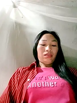 Snapshot of lucybaby00 chatting on March 4, 2026, 11:00 pm lucybaby00 online show from March 4, 2026, 11:00 pm