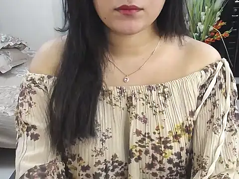 Snapshot of Ridiha_Pari chatting on March 28, 2026, 10:37 am Ridiha Pari online show from March 28, 2026, 10:37 am