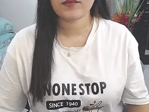 Snapshot of Ridiha_Pari chatting on April 6, 2026, 8:04 am Ridiha Pari online show from April 6, 2026, 8:04 am