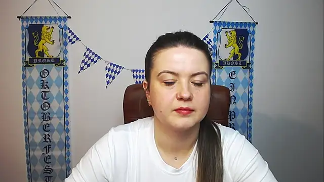 Snapshot of MavkaCute chatting on September 24, 2025, 6:11 pm MavkaCute online show from September 24, 2025, 6:11 pm