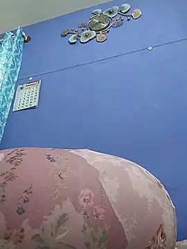 Hotcupale345 online show from February 9, 2026, 11:03 am