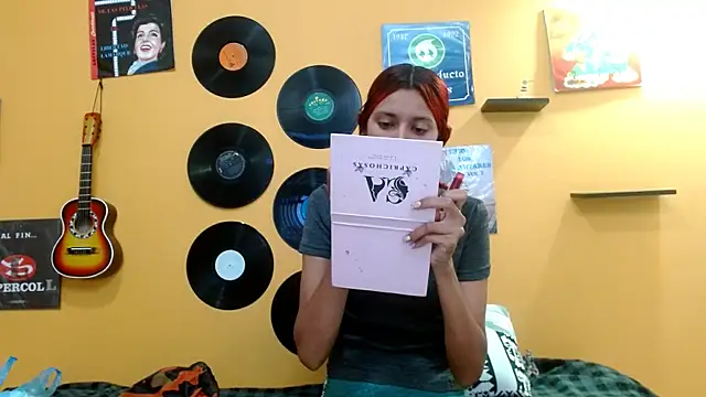 Snapshot of skinnyverus18 chatting on October 6, 2025, 7:00 pm skinnyverus18 online show from October 6, 2025, 7:00 pm