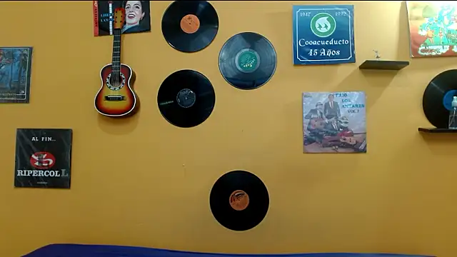 skinnyverus18 online show from January 14, 2026, 7:08 pm