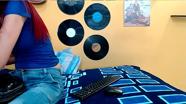 skinnyverus18 online show from April 30, 2026, 7:09 pm