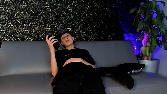 ArthurCox online show from October 18, 2025, 5:35 pm