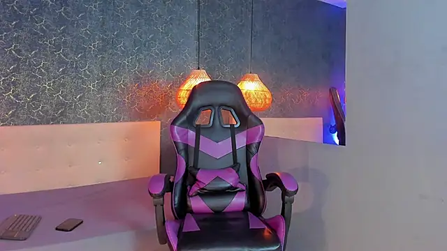 ArthurCox online show from January 9, 2026, 8:10 pm