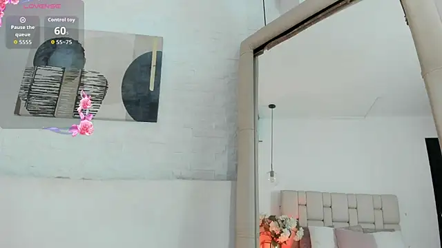 Sarah GothicGirl online show from May 9, 2026, 7:41 pm
