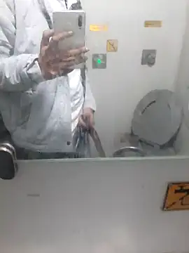 RavenBlack21 online show from February 2, 2026, 1:04 am