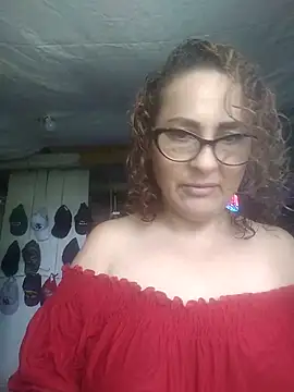 skarlet grey  online show from September 9, 2025, 2:05 pm