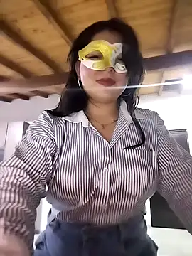 Rzxi  online show from September 13, 2025, 3:17 am