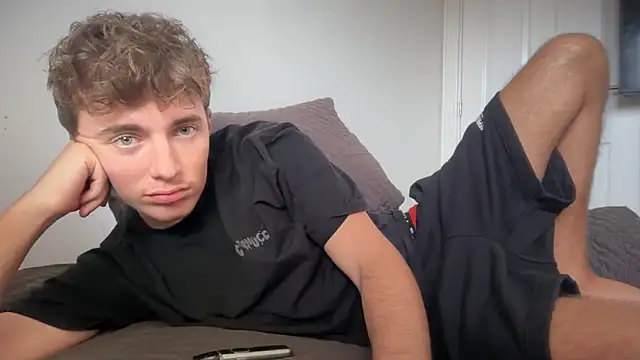 luciancrowe online show from February 6, 2026, 12:19 pm