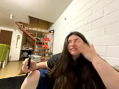 Snapshot of Tukatita69 chatting on November 26, 2025, 2:12 am Tukatita69 online show from November 26, 2025, 2:12 am